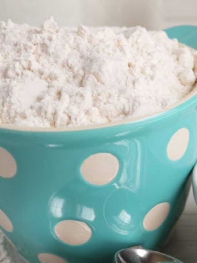 How to Make Self Rising Flour: Easy Baking Substitute